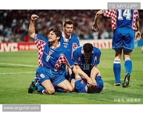 1998年世界杯决赛丹麦对阵巴西的精彩对决及最终结果分析