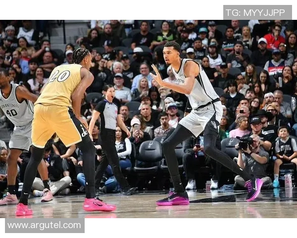 1月29日马刺对决劲敌期待精彩比赛与球星表现