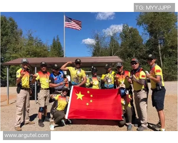 美国U18青年队迎战巴拿马队争夺国际比赛荣誉与发展机会