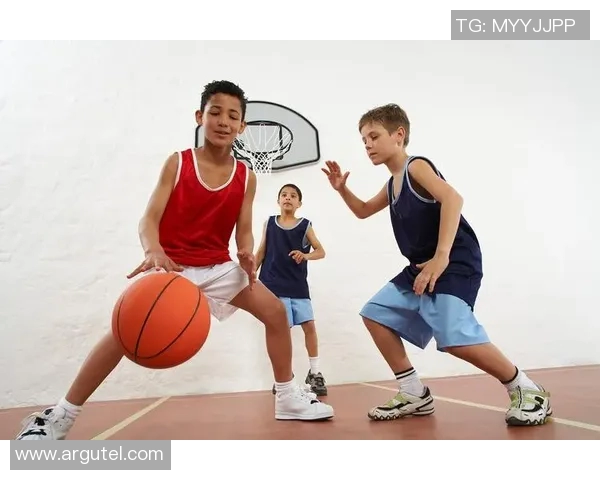 篮球新手必读:提升心理素质的实用技巧与训练方法分享